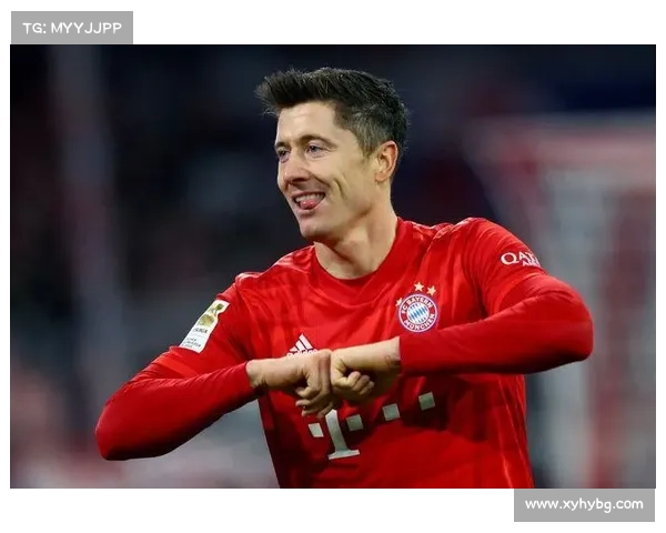 从默默无闻到足坛巨星莱万逆袭崛起的励志奋斗成长传奇故事